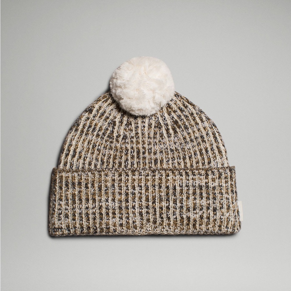 NWT lululemon Women's Textured Fleece-Lined Knit Beanie